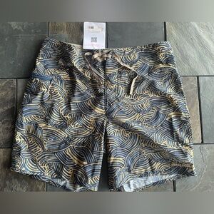 NEW Men’s Patagonia Board Short Swim Suit size 36. FREE SHIPPING!